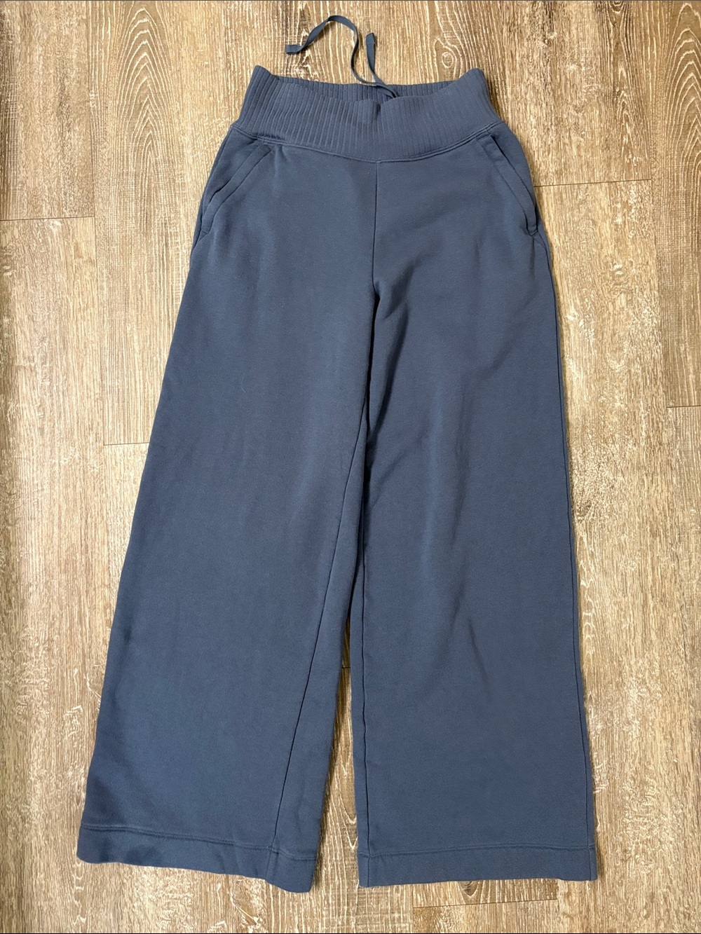 ALO Serenity Wide Leg Sweatpants